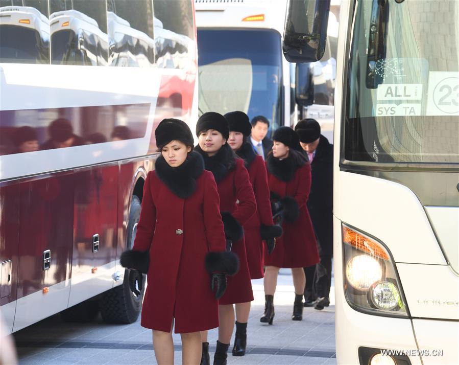 SOUTH KOREA-DPRK-ART TROUPE-ARRIVAL