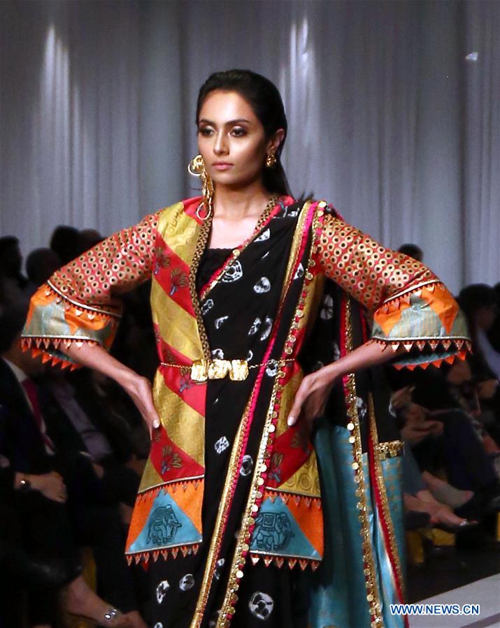 PAKISTAN-KARACHI-FASHION WEEK