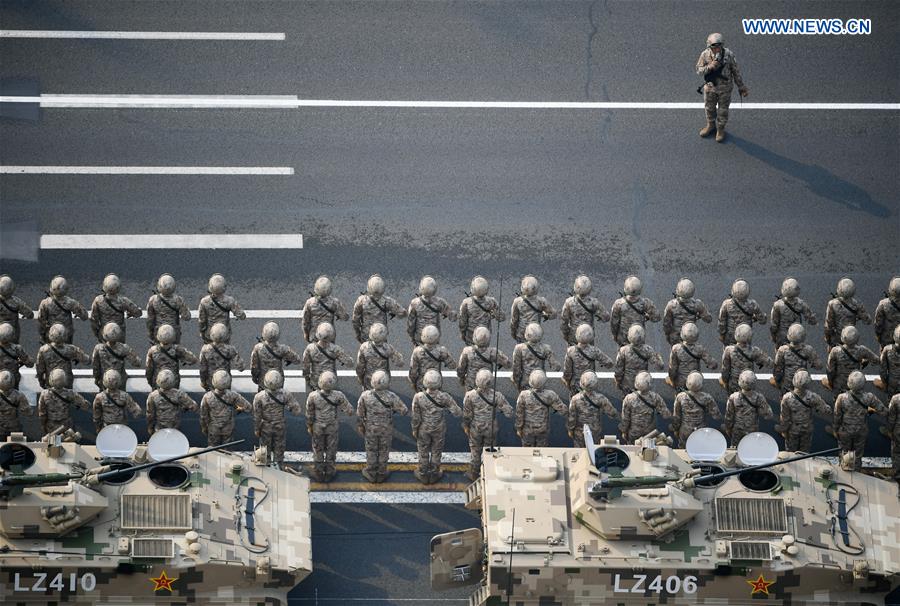 (PRC70Years) XINHUA PHOTOS OF THE DAY