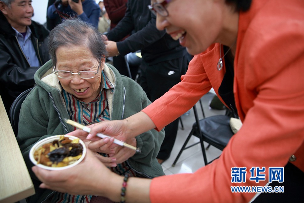 一碗長壽面，一片感恩情