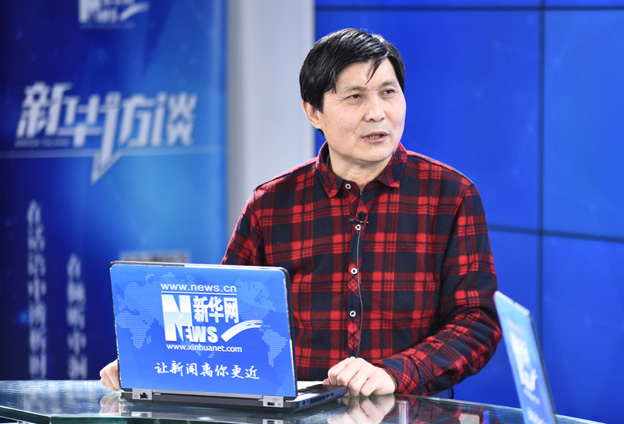 《凈潔乾坤》整個畫面以雪景為背景，表現(xiàn)的是東北大興安嶺那一帶的民族風情。這個畫的境界是指洗刷污濁，洗刷人間那些烏煙瘴氣的丑惡東西，意義深刻。