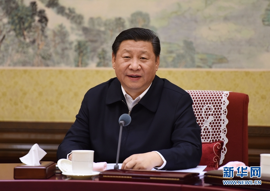 12月28日至29日，中共中央政治局召開(kāi)專題民主生活會(huì)，對(duì)照檢查踐行“三嚴(yán)三實(shí)”情況，討論研究加強(qiáng)黨風(fēng)廉政建設(shè)措施。中共中央總書(shū)記習(xí)近平主持會(huì)議并發(fā)表重要講話。新華社記者 李學(xué)仁 攝 