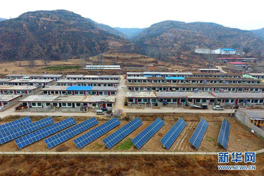 (新華全媒頭條·圖文互動)(4)脫貧攻堅的重要一步——寫在40個貧困縣脫貧摘帽之際