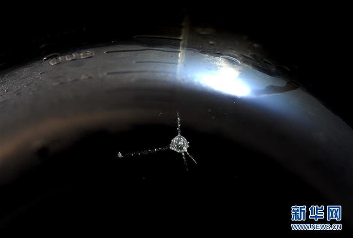 (圖文互動)(6)記者手記:在馬里亞納海溝探索海洋最深處的科學(xué)奧秘