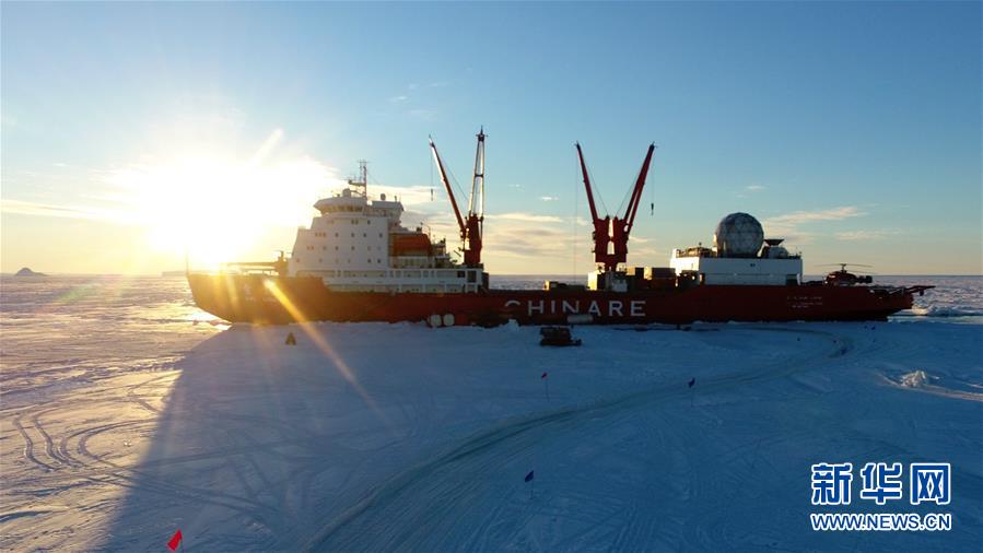 （第35次南極科考·圖文互動）（3）冰山雪海探南極——“雪龍”號第35次南極科考航行記