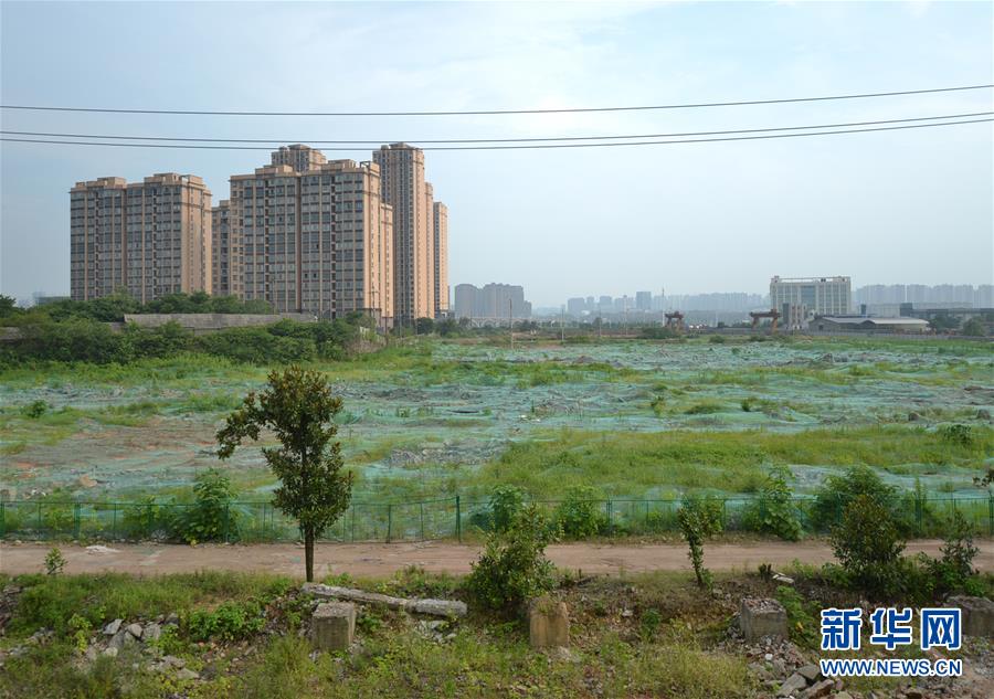 (在習(xí)近平新時(shí)代中國特色社會(huì)主義思想指引下——新時(shí)代新作為新篇章·圖文互動(dòng))(2)清水塘的“映照”:從“中國魯爾區(qū)”到“中國動(dòng)力谷”