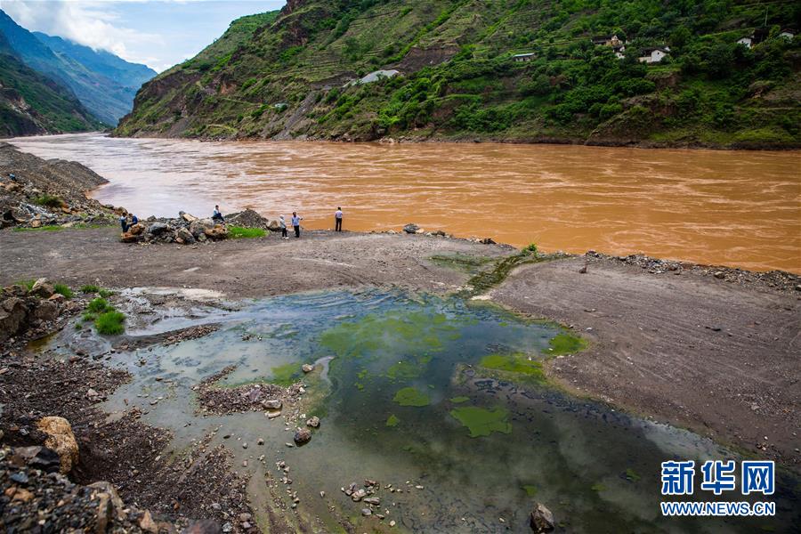 （壯麗70年·奮斗新時代——記者再走長征路·圖文互動）（1）七天七夜，驚心動魄——皎平渡口永不消失的紅色記憶