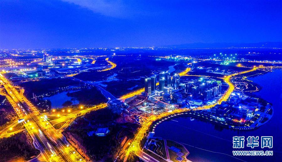 (壯麗70年·奮斗新時代——共和國發展成就巡禮·圖文互動)(14)治蜀往事激越 興川今朝豪邁——新中國成立70年四川發展巡禮