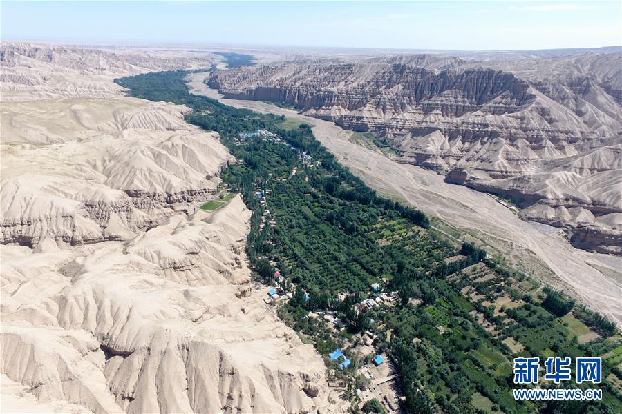 （決戰決勝脫貧攻堅·圖文互動）（4）拋在舊鄉的“火墻”——新疆易地扶貧搬遷安置點見聞