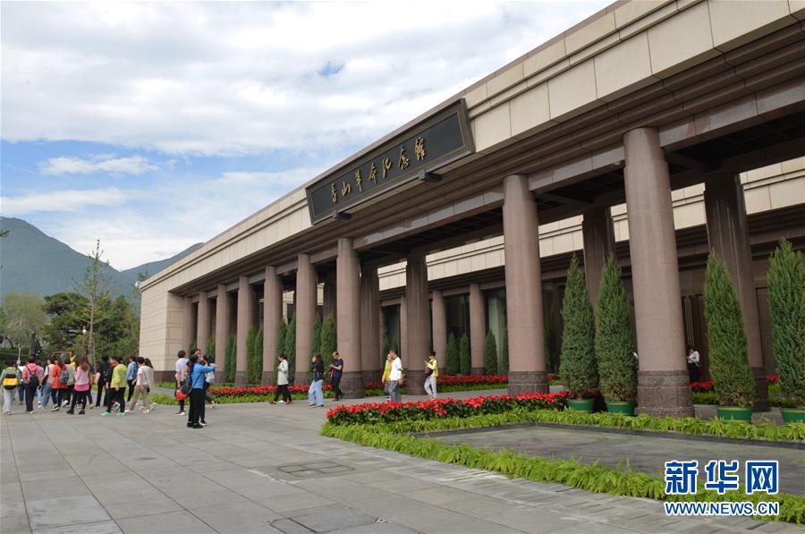 (新華全媒頭條·圖文互動)(3)中國道路越走越寬廣——社會主義中國實踐啟示錄