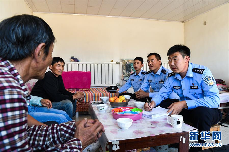 （愛國情 奮斗者·圖文互動(dòng)）（7）印刻在戈壁上的名字