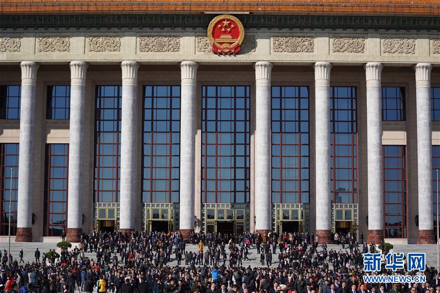(新華全媒頭條·圖文互動)(2)2019——春天里的中國兩會故事