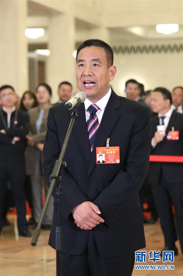 (新華全媒頭條·圖文互動)(11)2019——春天里的中國兩會故事