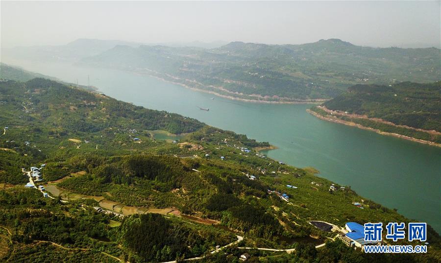 （新華全媒頭條·圖文互動(dòng)）（4）深入推進(jìn)大保護(hù) 打造引領(lǐng)高質(zhì)量發(fā)展生力軍——推動(dòng)長(zhǎng)江經(jīng)濟(jì)帶發(fā)展座談會(huì)召開(kāi)四年間