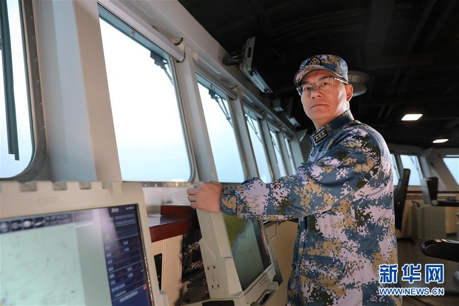 (新春走基層·圖文互動)(1)“我們的目標在視距之外,征途是星辰大海”——夜探國產(chǎn)首艘萬噸級驅逐艦南昌艦