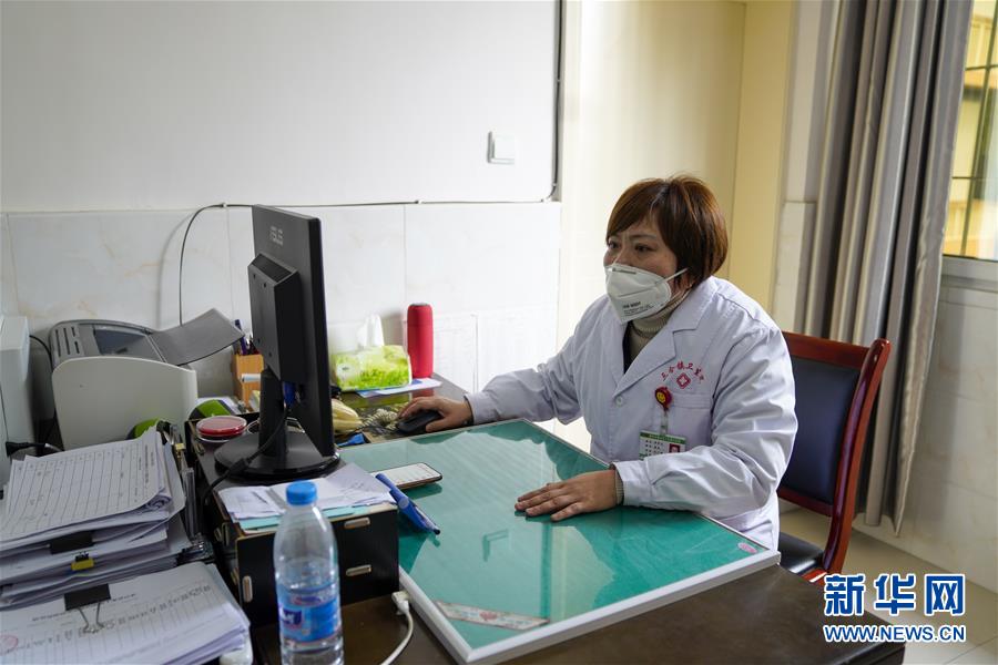 (聚焦疫情防控·圖文互動)(2)一對抗疫夫妻的“一線連軸轉(zhuǎn)”