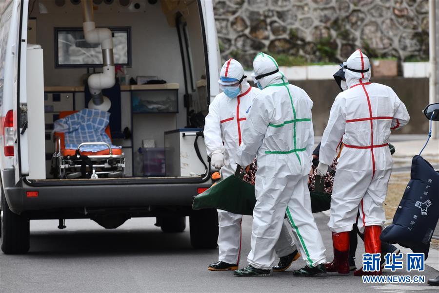 (聚焦疫情防控·圖文互動(dòng))(7)為生命站崗——廣西部分新冠肺炎定點(diǎn)救治醫(yī)院戰(zhàn)“疫”見(jiàn)聞