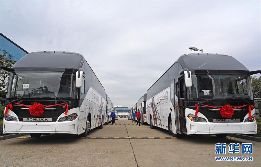 (新華全媒頭條·圖文互動)(7)磨難壓不垮 奮起正當時——習近平總書記在統籌推進新冠肺炎疫情防控和經濟社會發展工作部署會議上的重要講話振奮人心凝聚力量