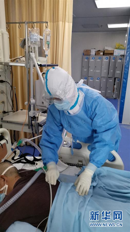 （一線抗疫群英譜·圖文互動）（2）“從高原奔赴平原，我們傾囊相助”——青海援湖北醫療隊女醫生戴春的故事 