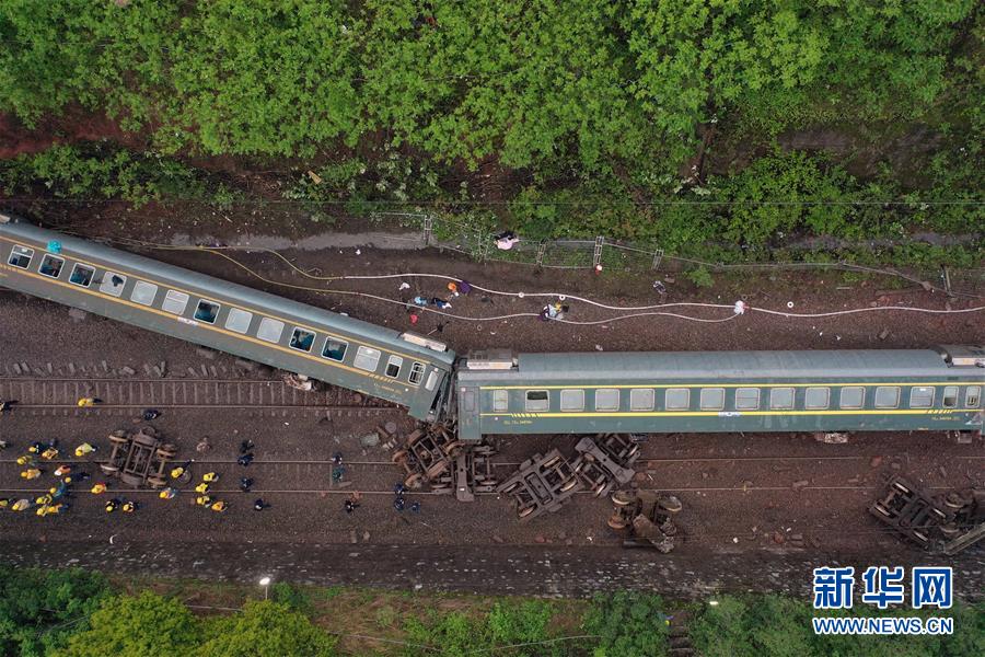 (圖文互動(dòng))(1)列車為何沒能及時(shí)停住?——京廣線T179次列車脫軌事件追蹤