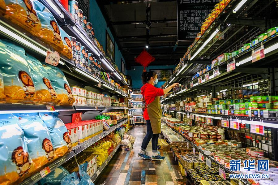 (聚焦疫情防控·圖文互動(dòng))(2)“確保輸入病例不影響居民正常生活”——中國(guó)最大陸路口岸內(nèi)蒙古滿洲里口岸抗疫見(jiàn)聞