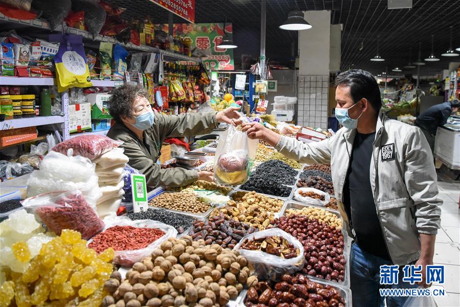 （決戰決勝脫貧攻堅·圖文互動）（2）阿布都艾尼北上務工“三級跳”