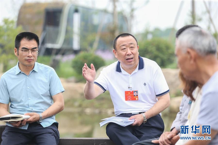 （新華全媒頭條·兩會精神看落實·圖文互動）（2）整體謀劃、系統升級、全面提升——落實全國兩會精神織牢織密公共衛生防護網