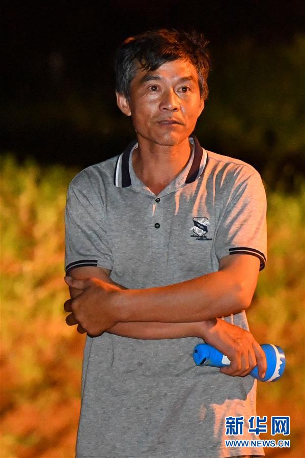 (防汛抗洪·圖文互動(dòng))(3)“保衛(wèi)家園,誰都不能是旁觀者”——夜訪洞庭湖大堤防汛一線