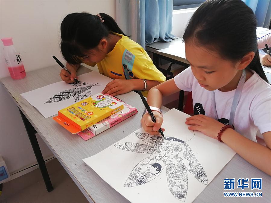 （特別的暑期生活·圖文互動）（1）她們的愿望，在這個假期實現——廣西隆安易地扶貧搬遷安置區暑期見聞