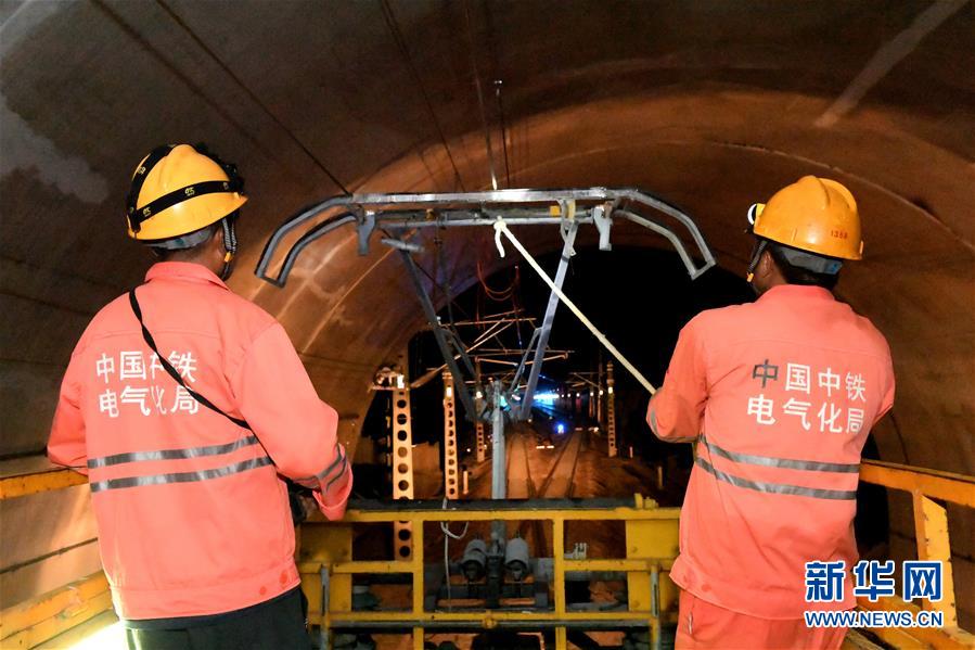 (新華全媒頭條·走向我們的小康生活·圖文互動(dòng))(5)弱鳥先飛今翱翔——閩東寧德振興啟示錄