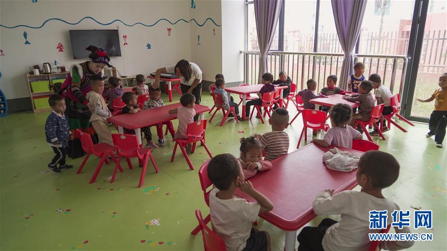 (新華全媒頭條·決戰(zhàn)決勝脫貧攻堅(jiān)·督戰(zhàn)未摘帽貧困縣·圖文互動)(2)苦蕎花開大涼山——四川7個未摘帽縣脫貧攻堅(jiān)一線觀察