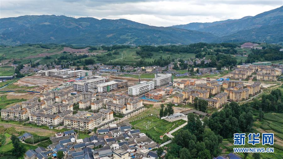 (新華全媒頭條·決戰(zhàn)決勝脫貧攻堅(jiān)·督戰(zhàn)未摘帽貧困縣·圖文互動)(7)苦蕎花開大涼山——四川7個未摘帽縣脫貧攻堅(jiān)一線觀察