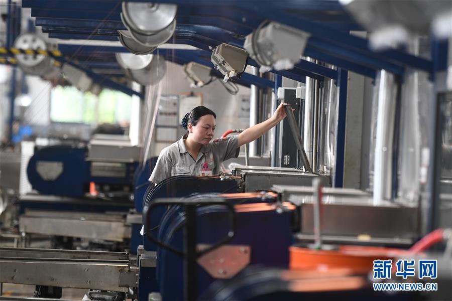 (新華全媒頭條·圖文互動)(3)“綠”從天目盎然出——湖州做好“六穩(wěn)”工作落實“六保”任務新觀察