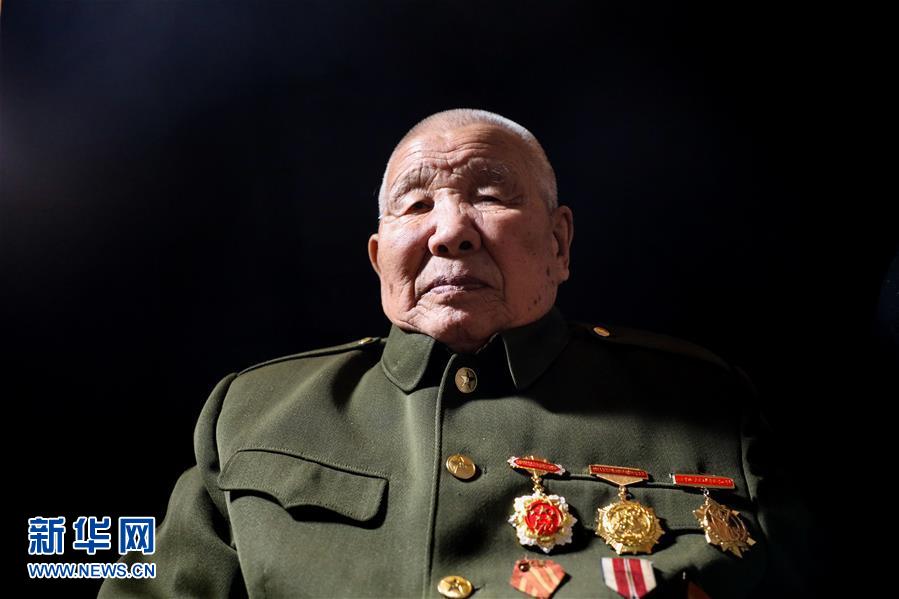 (紀念抗美援朝70周年)(1)致敬最可愛的人——徐振明