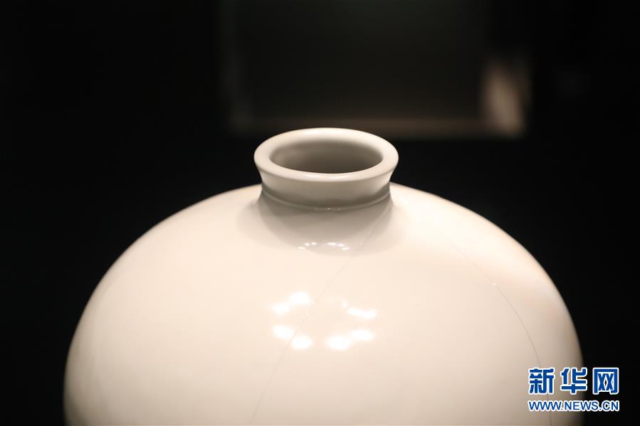 （文化視點(diǎn)·聽(tīng)文物講故事·圖文互動(dòng)）（2）甜白釉不是“傻白甜”