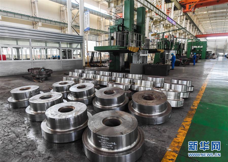 (新華全媒頭條·兩會特別報(bào)道·圖文互動(dòng))(4)齊心協(xié)力 砥礪奮進(jìn)——2020年全國兩會凝聚起決戰(zhàn)決勝的強(qiáng)大力量