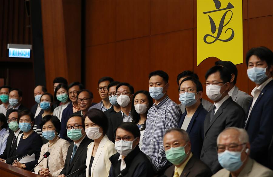 （圖文互動）（1）香港特區立法會主席和41位議員支持建立健全香港特區維護國家安全的法律制度和執行機制