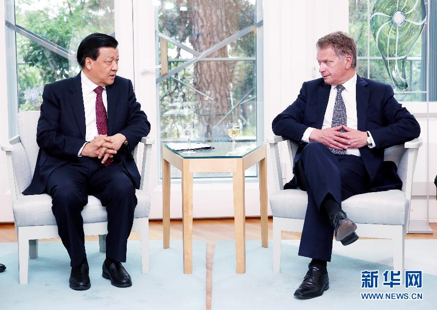 6月12日，中共中央政治局常委、中央書記處書記劉云山在赫爾辛基會(huì)見芬蘭總統(tǒng)尼尼斯特。 新華社記者姚大偉攝 