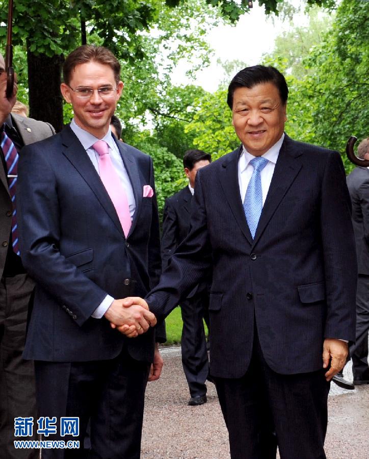 6月12日，中共中央政治局常委、中央書記處書記劉云山在赫爾辛基會(huì)見芬蘭總理卡泰寧。 新華社記者饒愛民攝