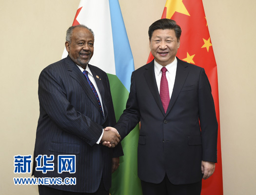 12月3日,國家主席習近平在約翰內斯堡會見吉布提總統蓋萊。新華社記者 謝環馳 攝
12月3日,國家主席習近平在約翰內斯堡會見吉布提總統蓋萊。新華社記者 謝環馳 攝