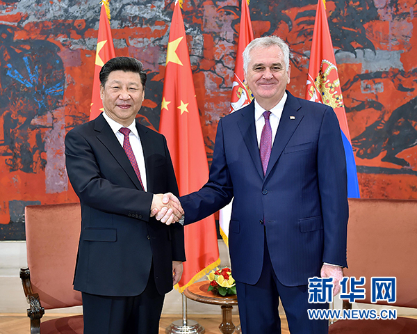 6月18日，國家主席習近平在貝爾格萊德同塞爾維亞總統尼科利奇舉行會談。 新華社記者 李濤 攝 