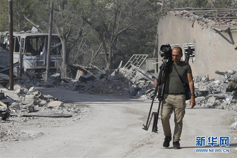 (國(guó)際·圖文互動(dòng))(1)假如真有化武,我們?cè)趺纯赡苓€站在這里?——來(lái)自敘利亞人的追問(wèn)