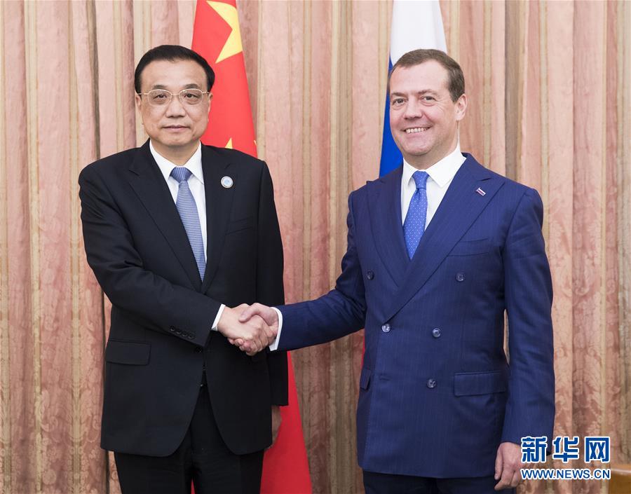 (時政)李克強會見俄羅斯總理梅德韋杰夫