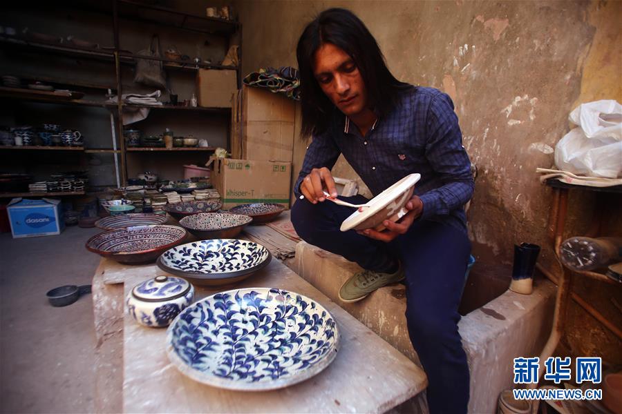 （國際·圖文互動）（5）通訊：埃及傳統陶藝村煥發現代魅力