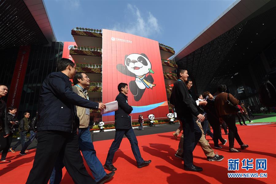 (新華全媒頭條·聚焦進口博覽會·圖文互動)(9)在開放中匯聚強勁動能——從首屆進博會觀察全球創新發展走向