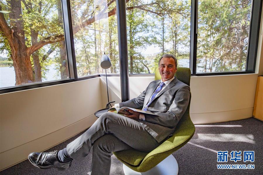 (國(guó)際·亞洲文明對(duì)話大會(huì)·圖文互動(dòng))專訪:文明之間的對(duì)話讓世界變得更好——訪澳大利亞國(guó)家博物館館長(zhǎng)馬修·特林卡