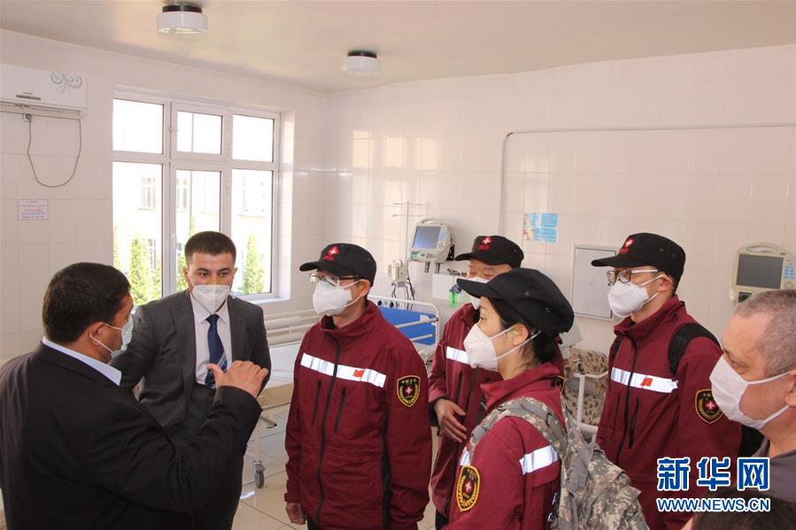 (國際疫情·圖文互動)(4)特寫:中國女婿“逆行”協助抗疫