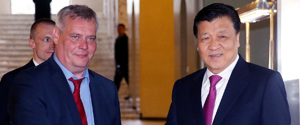 劉云山會見芬蘭社民黨主席、財政部長林內