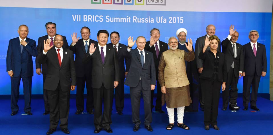 習(xí)近平出席金磚國家同歐亞經(jīng)濟聯(lián)盟、上海合作組織成員國、觀察員國及受邀國領(lǐng)導(dǎo)人對話會